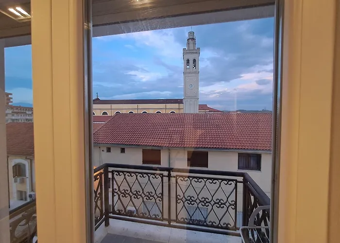 Cathedral Square Shkoder